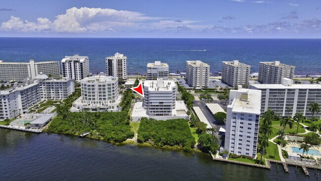 Building Photo - 3210 S Ocean Blvd