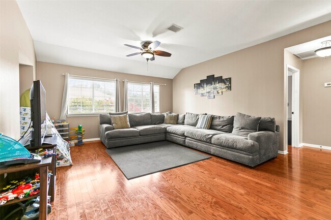 Building Photo - 5403 Winlock Trace Ct