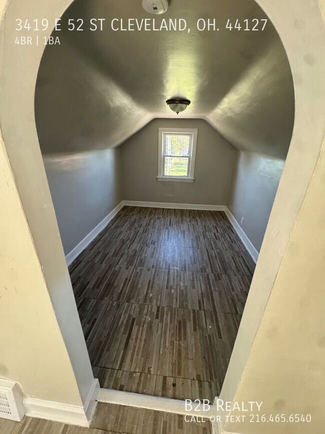 Building Photo - 3419 E 52nd St