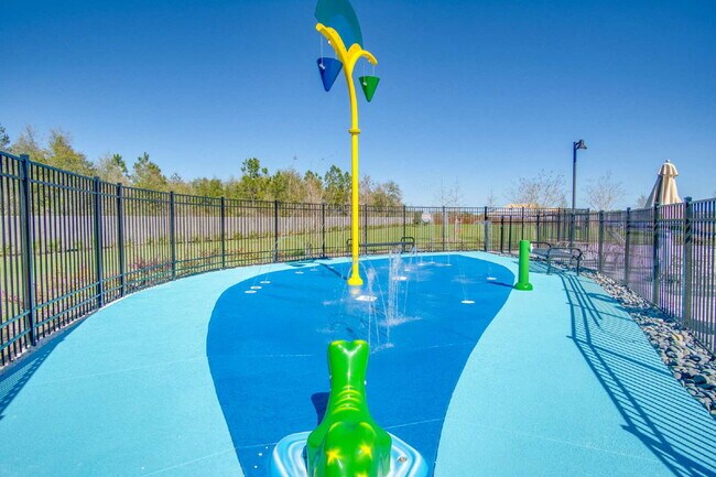 Building Photo - Modern 4BR/3BA Home with Loft, Spacious Yard & Blackwater Reserve Resort-Style Amenities