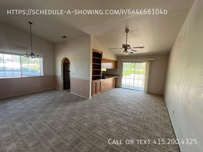 Building Photo - Move-In Special: Enjoy Reduced Annualized ...