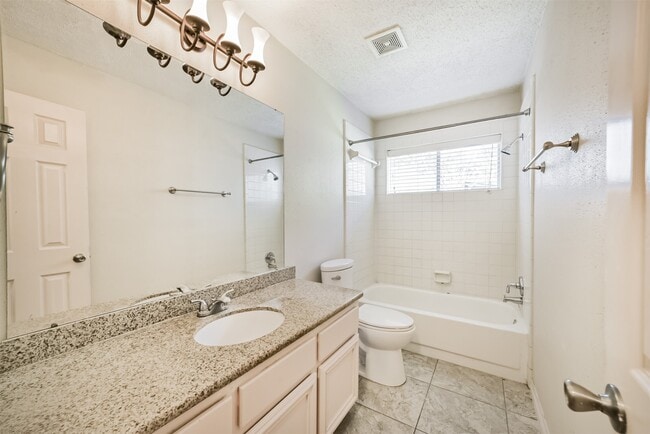 Building Photo - 12502 Miriam Ln