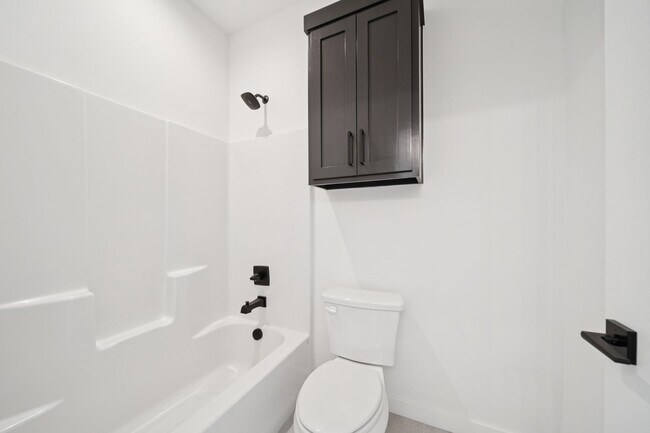 Building Photo - Welcome to this stunning new build in the desirable gated community of Broken Arrow, OK!