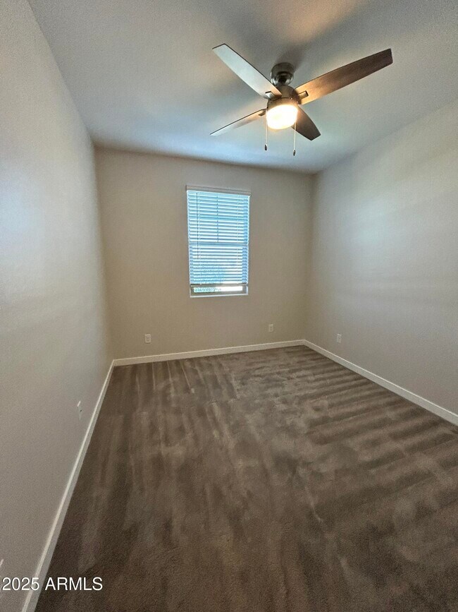 Building Photo - 6581 S Abbey Ln