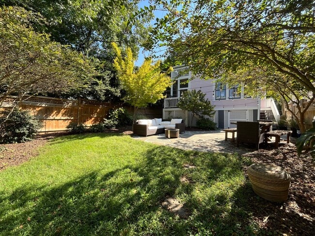 Building Photo - Incredible 3BD, 2.5BA House in Boylan Heig...