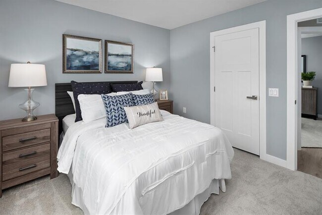 Building Photo - 150 Oakleigh Dr