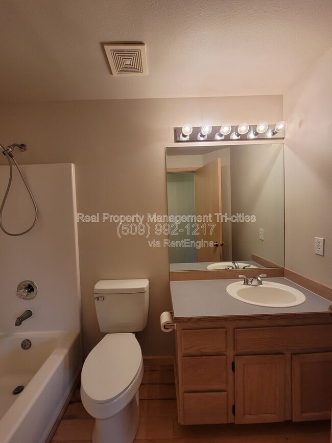 Building Photo - 2628 Scottsdale Pl