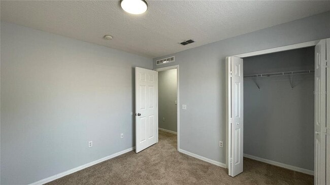 Building Photo - 205 Jocelyn Dr