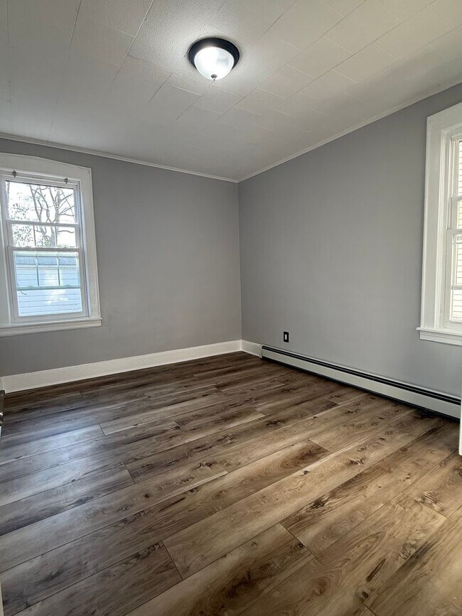 Building Photo - 253 Ampere Pkwy