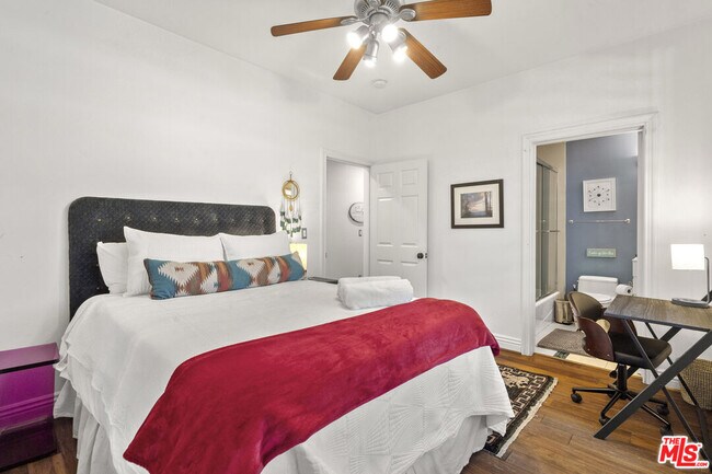 Building Photo - 4544 Tobias Ave