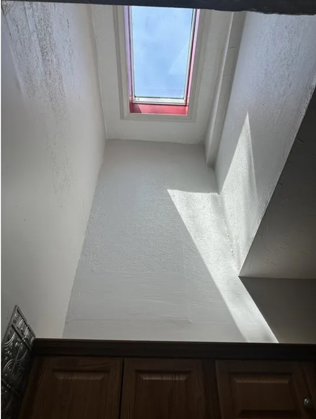 Skylight natural lighting - 65 Manchester St