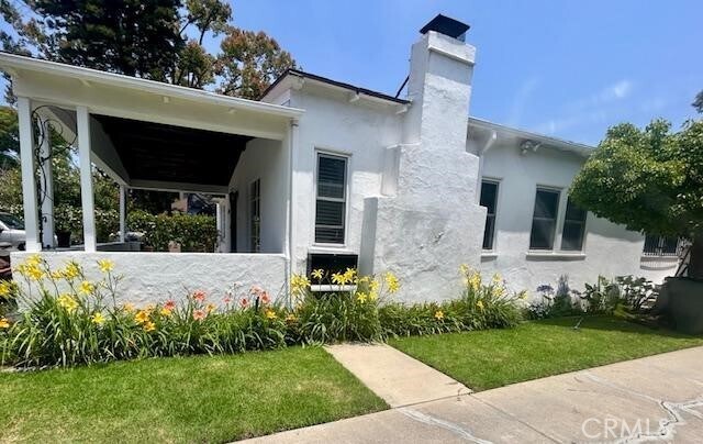 Primary Photo - 1236 N Fuller Ave