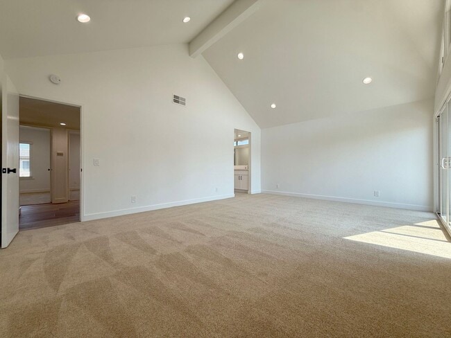 Building Photo - Greenbrook Estate Home