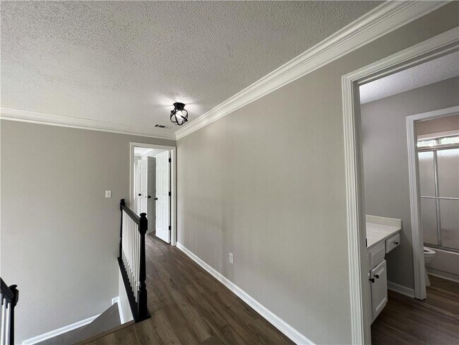 Building Photo - 12560 Crabapple Chase Dr