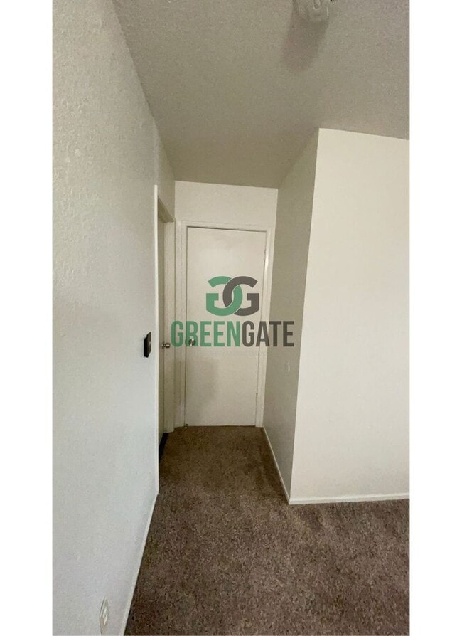 Building Photo - 3517 Woodglen Dr