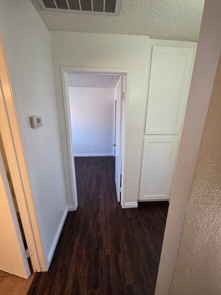 Building Photo - 809 K St