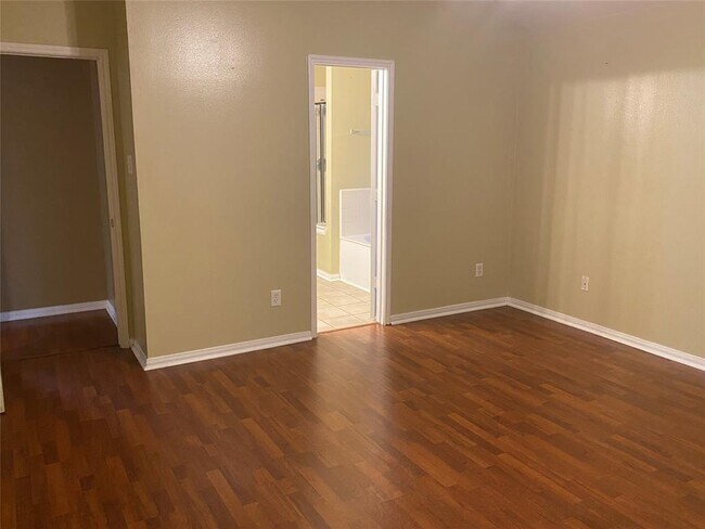 Building Photo - 15943 Breanna Ln