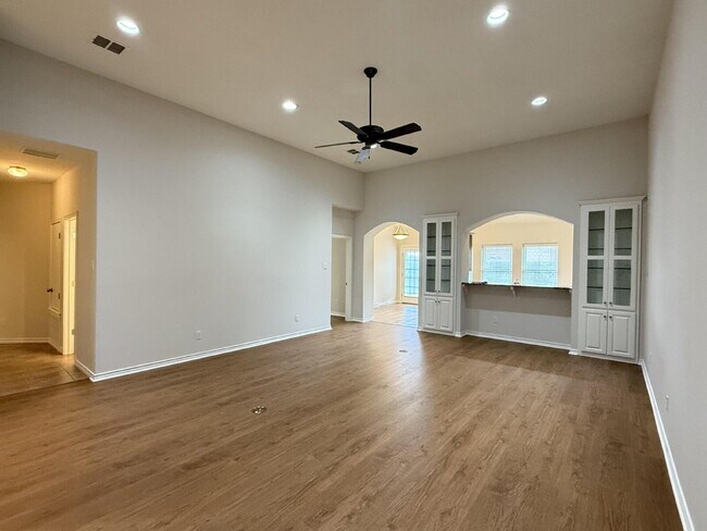 Building Photo - Modern Comfort Meets Cozy Living on Casual Cir!