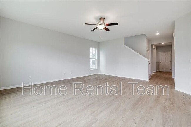 Building Photo - 113 Fenway St