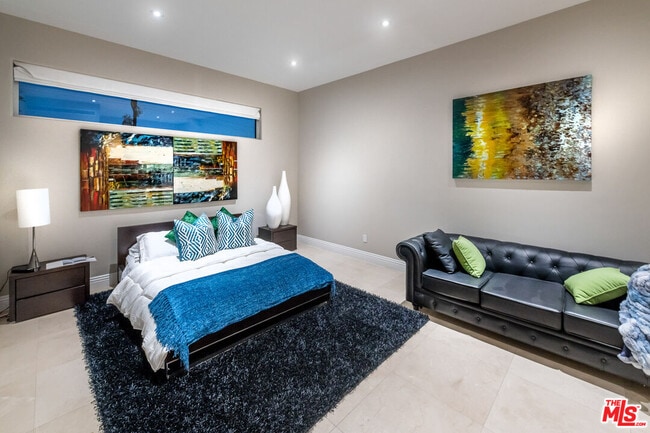 Building Photo - 4533 Estrondo Dr