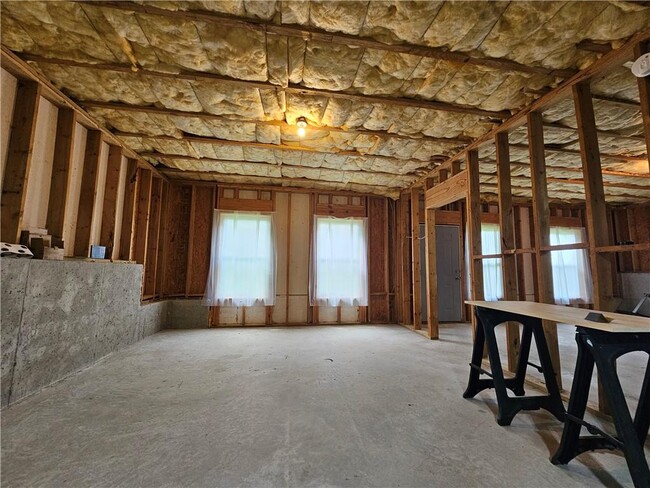 Building Photo - 2216 Worrall Hill Dr