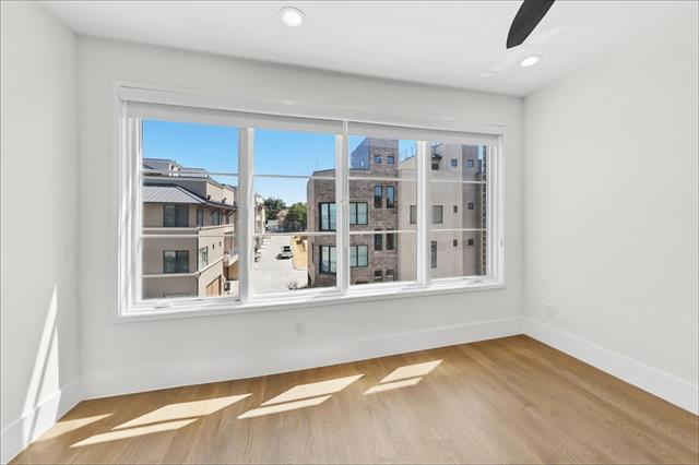 Building Photo - 408 Rayner Ave