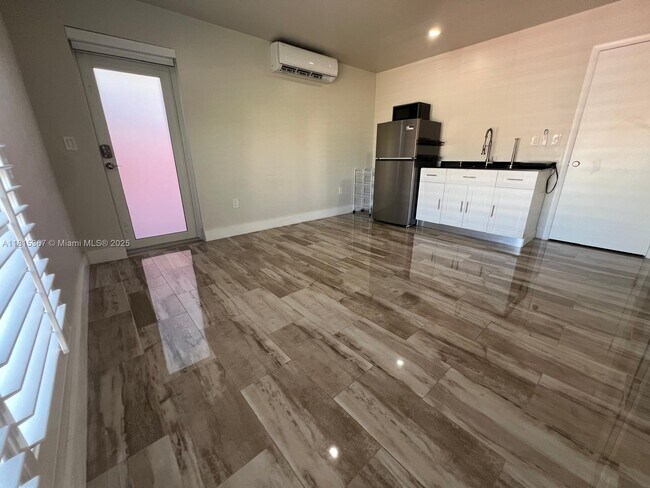 Building Photo - 14470 SW 163rd St