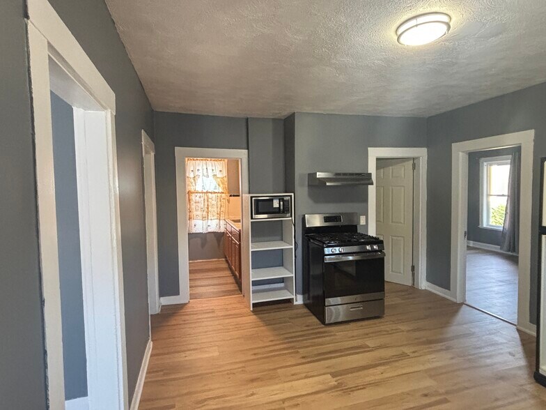 Kitchen #1 - 29 Derby St