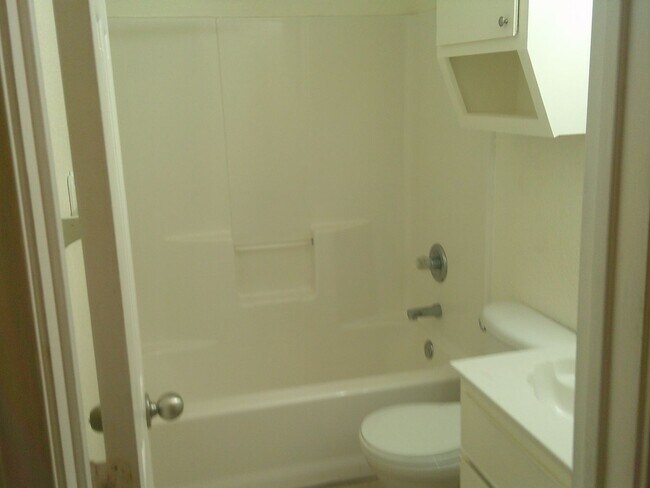 Building Photo - 3511 Westwood Dr