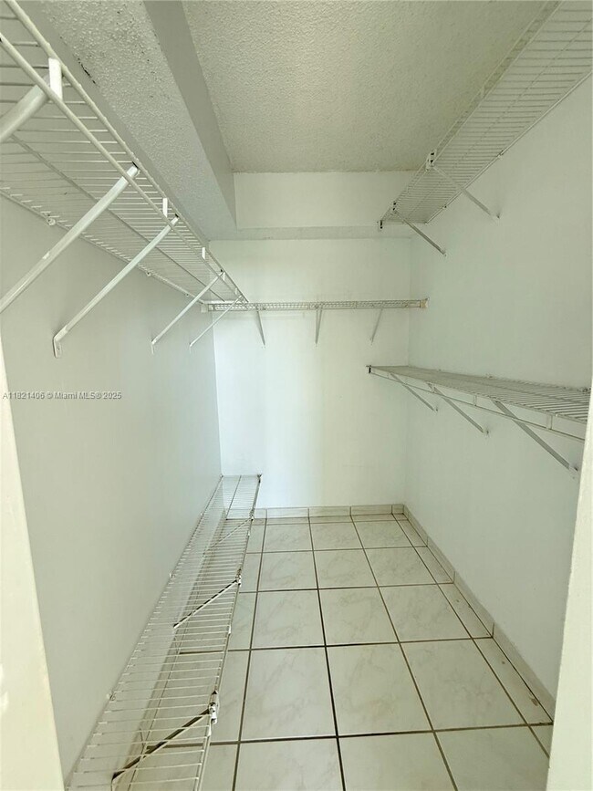 Building Photo - 2075 SW 122nd Ave