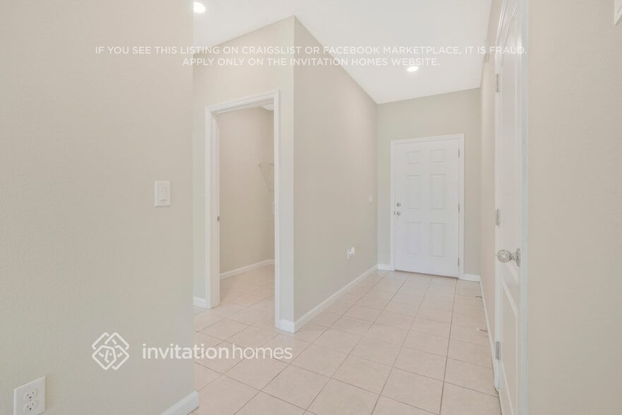 Building Photo - 240 Stone Arbor Ln