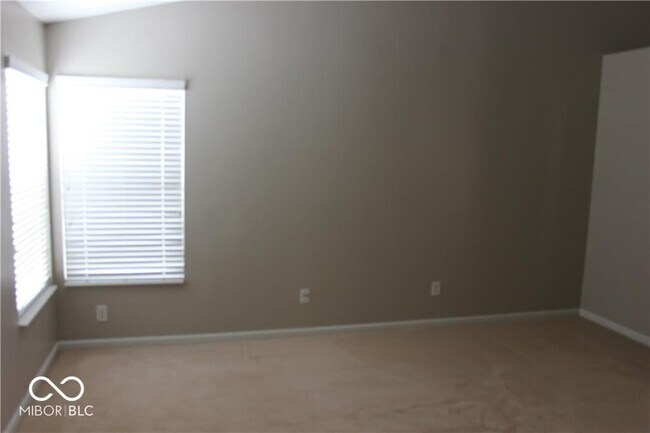 Building Photo - 6255 Canterbury Dr