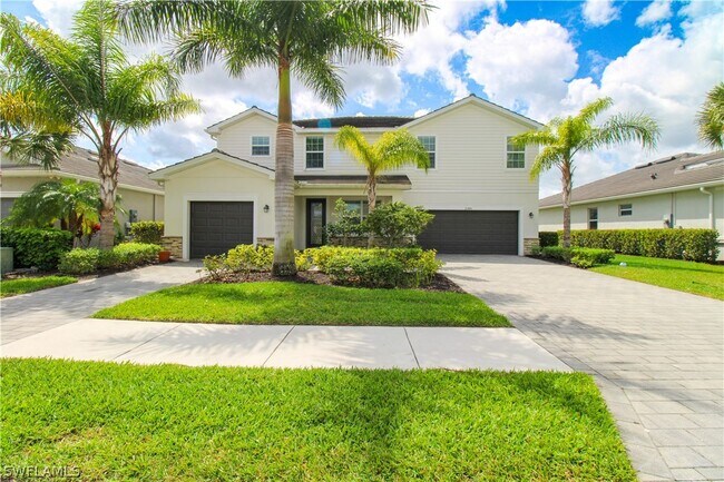 Building Photo - 2380 Fallglo St