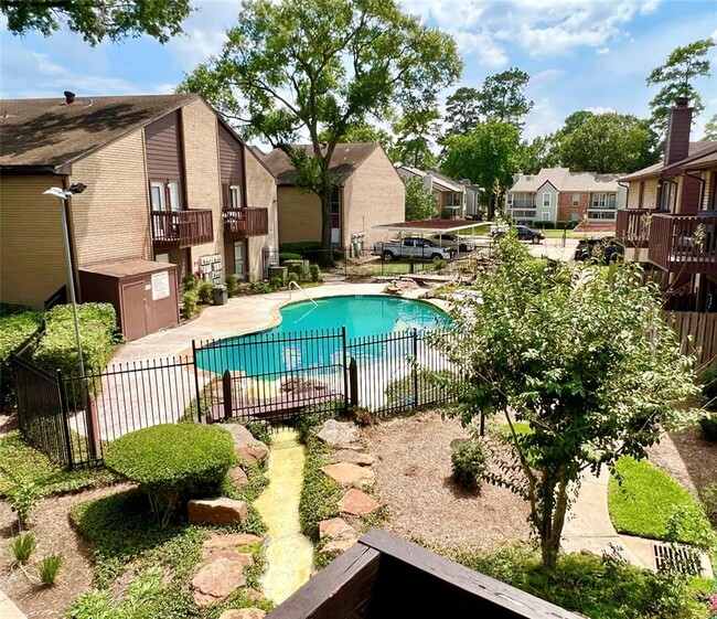 Building Photo - 12905 Woodforest Blvd