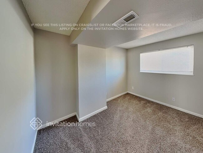 Building Photo - 5305 E 108th Pl