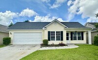 Building Photo - Three Bedroom Updated Single Level Home in...