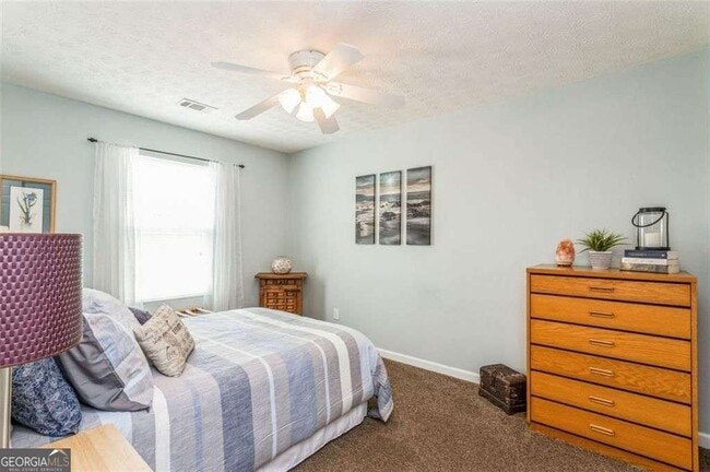 Building Photo - 3930 Cutler Donahoe Way