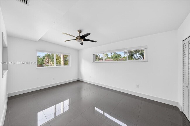 Building Photo - 11665 W Biscayne Canal Rd