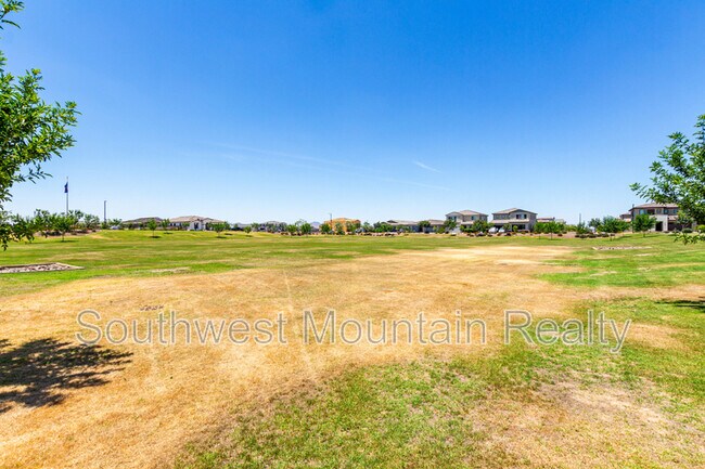 Building Photo - 22862 E Bonanza Way