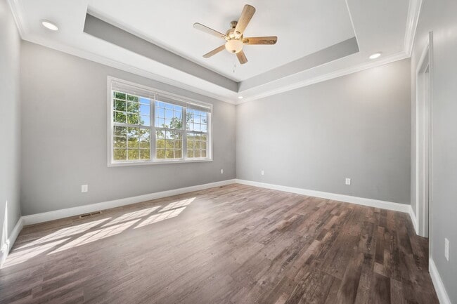 Building Photo - FANTASTIC 4 BEDROOM HOME LOCATED IN KARNS!!