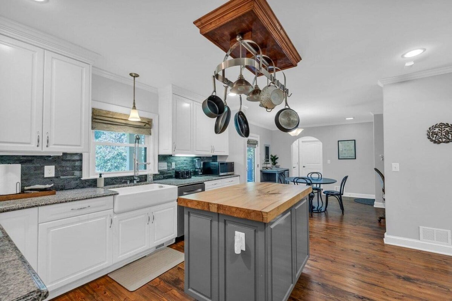 Building Photo - 115 Wexford Pl