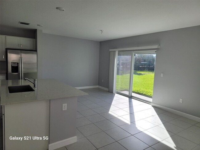 Building Photo - 4518 Dow Ln