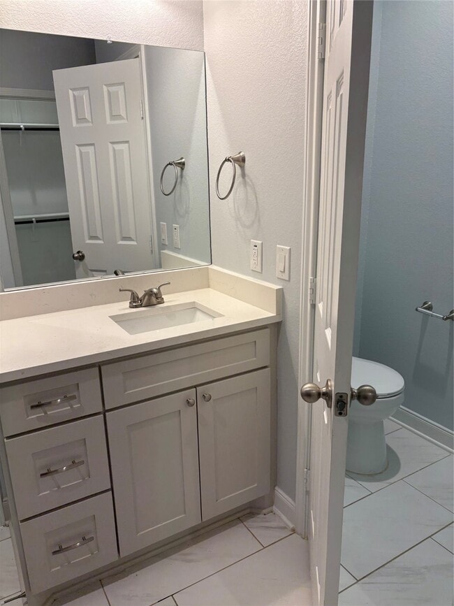 Building Photo - 205 Mcelroy Ave