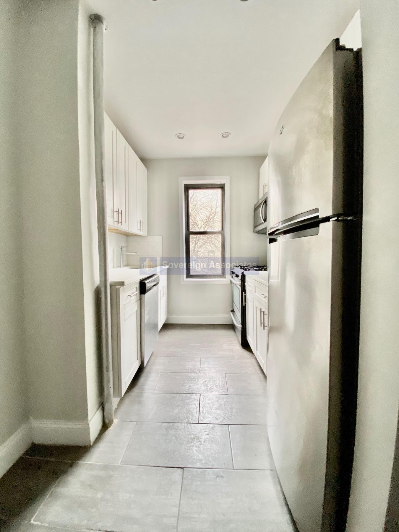 Building Photo - 541 W 156th St