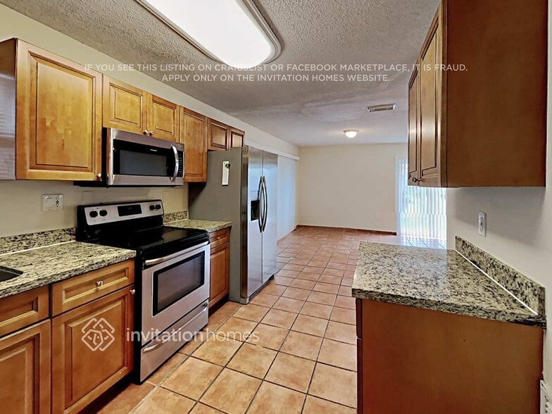 Building Photo - 9853 SW 221st St Rd