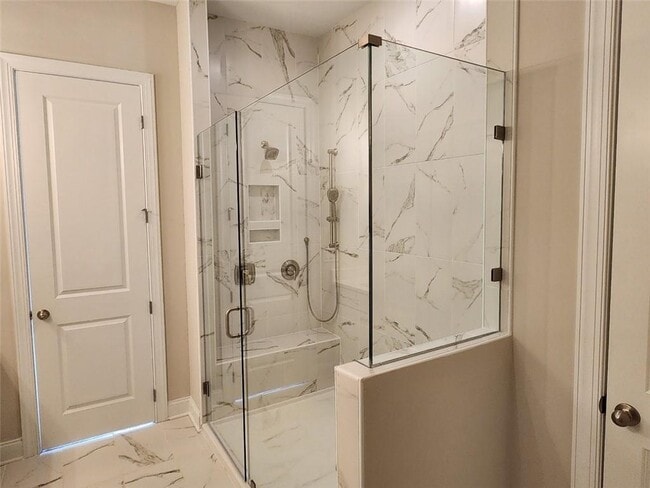 Building Photo - 633 Stickley Oak Way