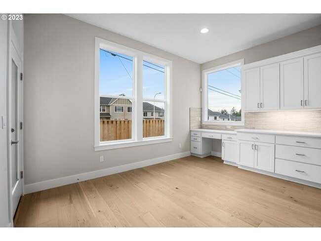 Building Photo - Beautiful 4 Bedroom + Office Home with Open Layout, Gourmet Kitchen & Large Entertainment Room