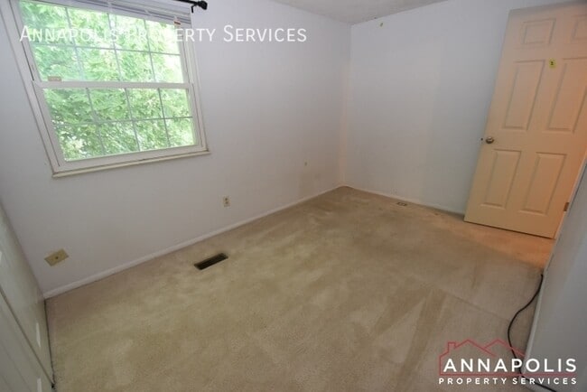 Building Photo - 7660 Fairbanks Ct