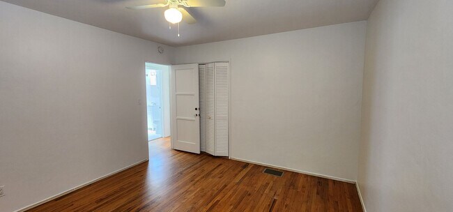 Building Photo - 4334 60th St