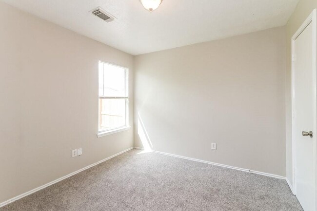 Building Photo - 1415 Grand Prince Ln